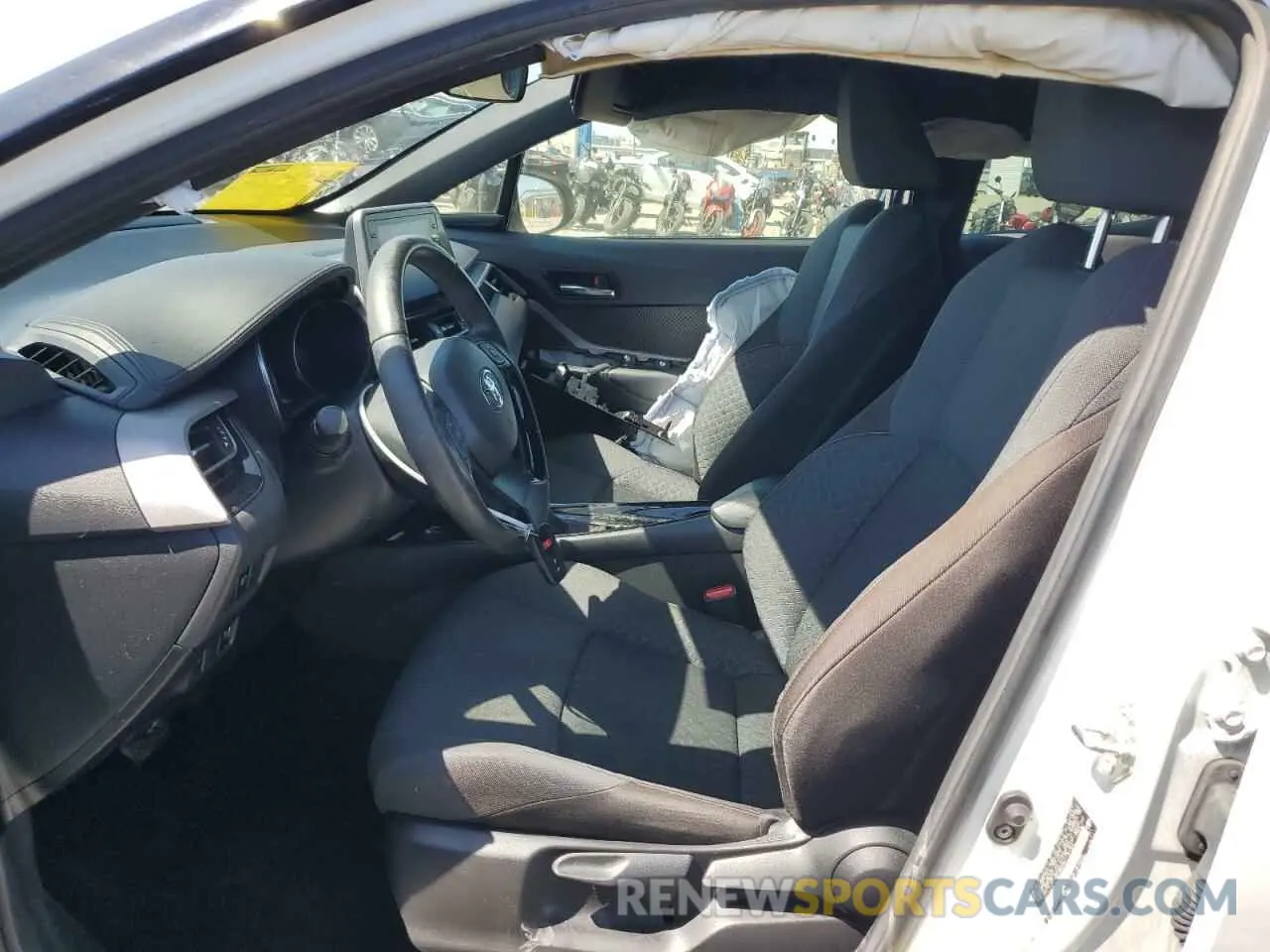 7 Photograph of a damaged car JTNKHMBX4N1130766 TOYOTA C-HR 2022