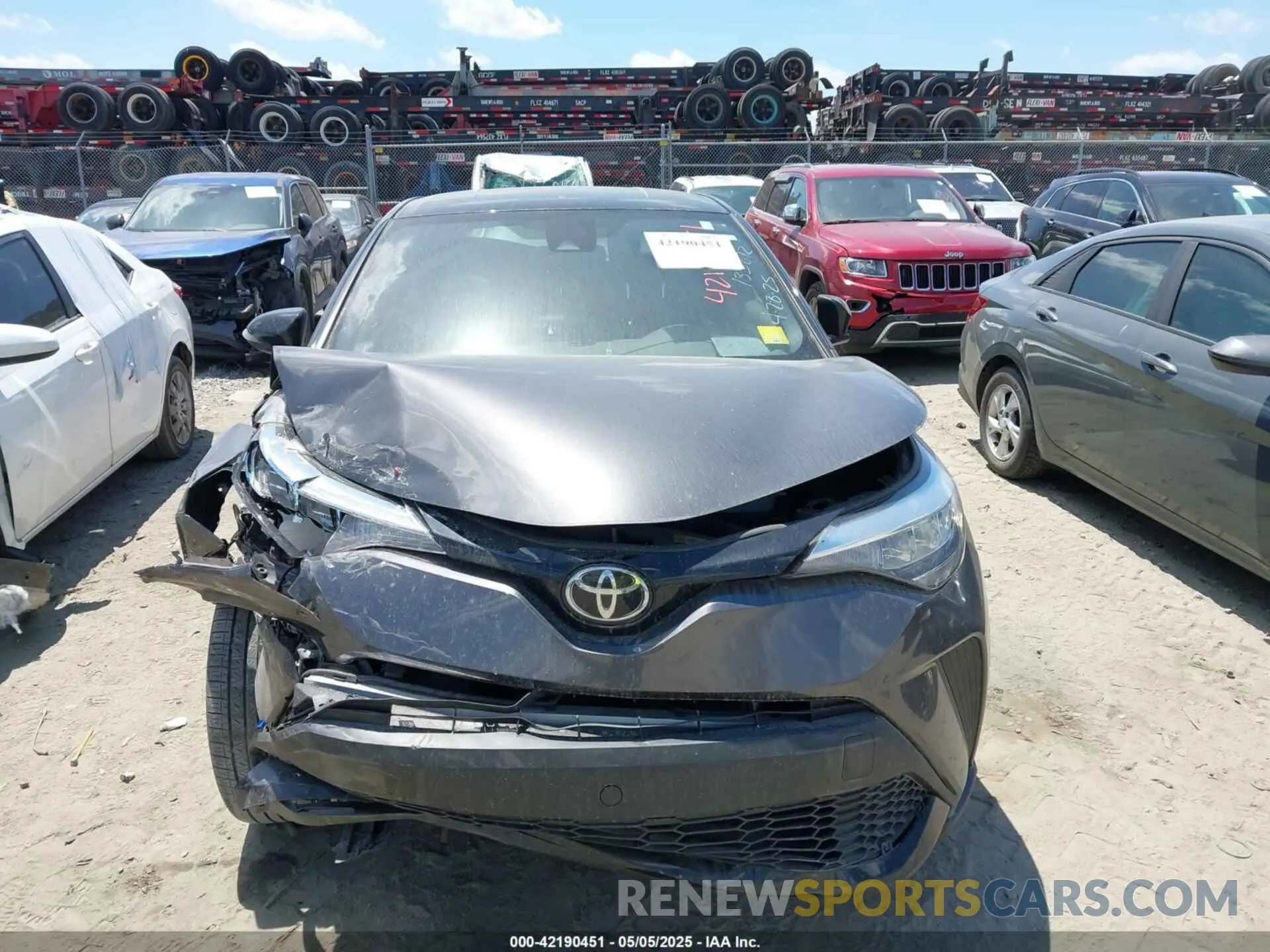 12 Photograph of a damaged car JTNKHMBX6N1135872 TOYOTA C-HR 2022