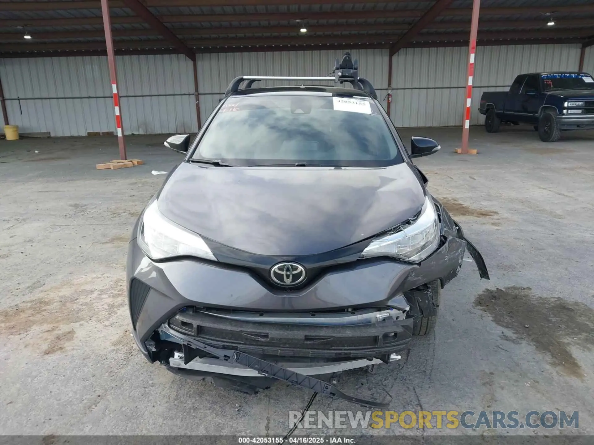 13 Photograph of a damaged car JTNKHMBX9N1135221 TOYOTA C-HR 2022