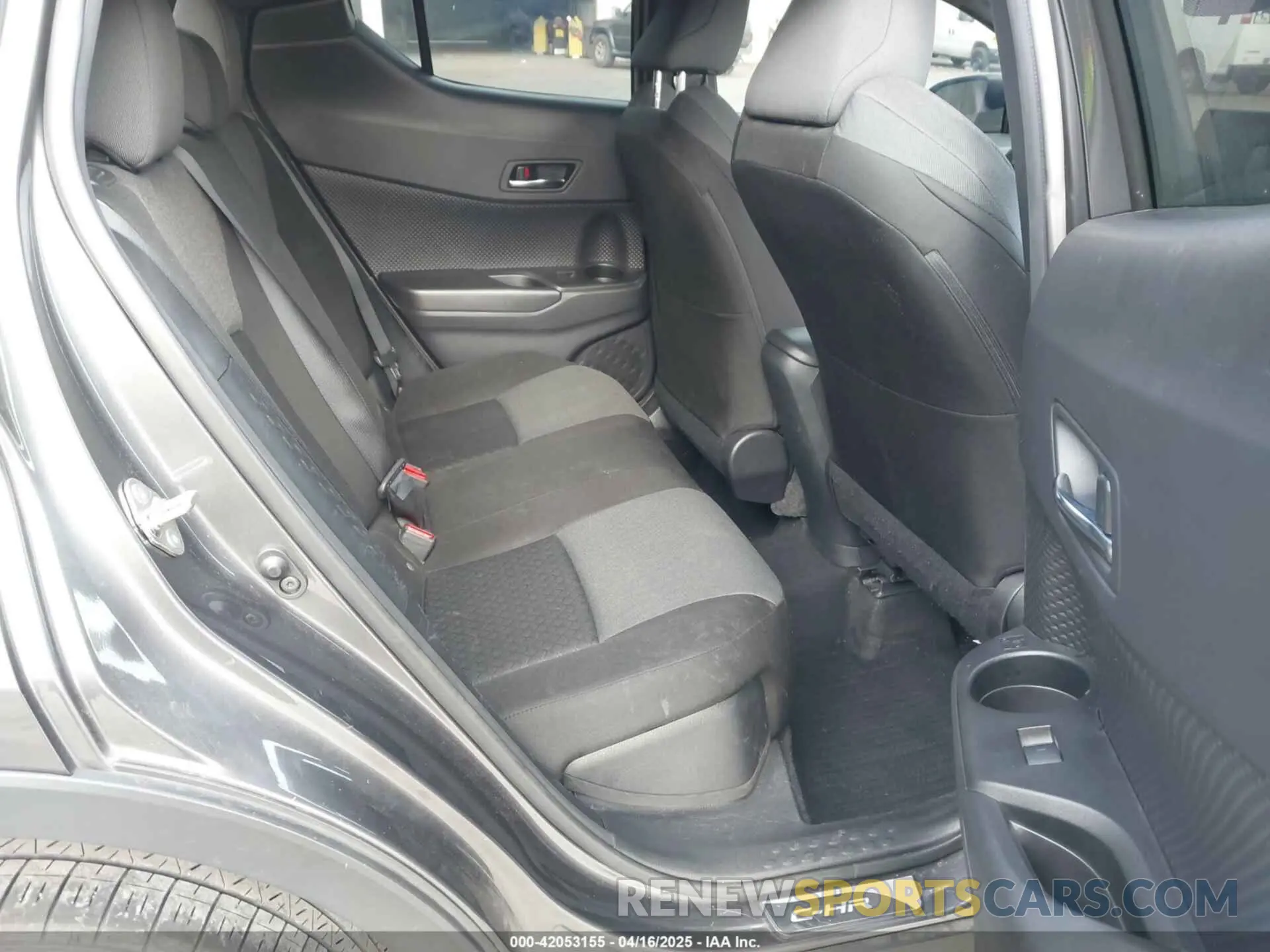 8 Photograph of a damaged car JTNKHMBX9N1135221 TOYOTA C-HR 2022