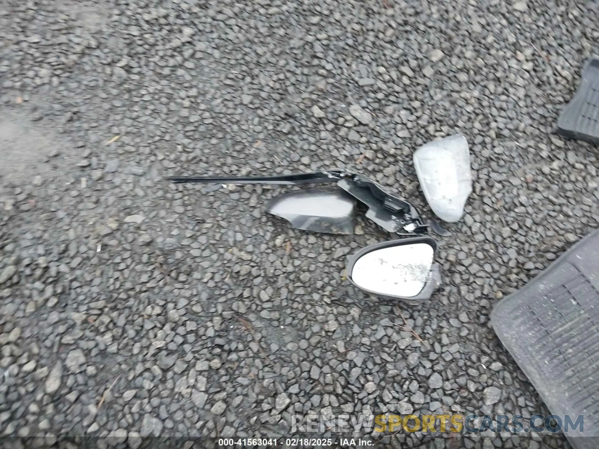 12 Фотография поврежденного автомобиля NMTKHMBX0NR143424 TOYOTA C-HR 2022