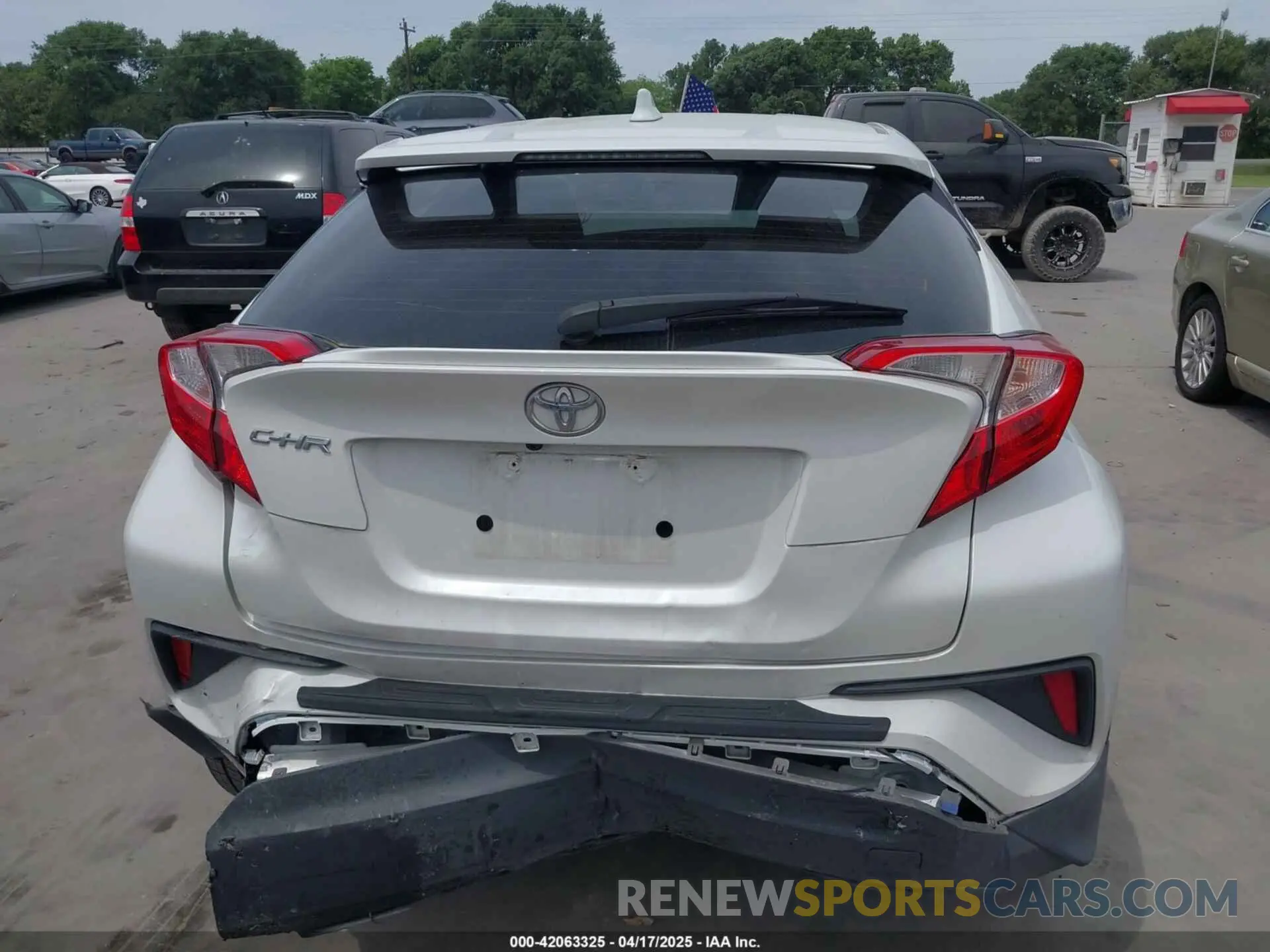 16 Photograph of a damaged car NMTKHMBX2NR144638 TOYOTA C-HR 2022