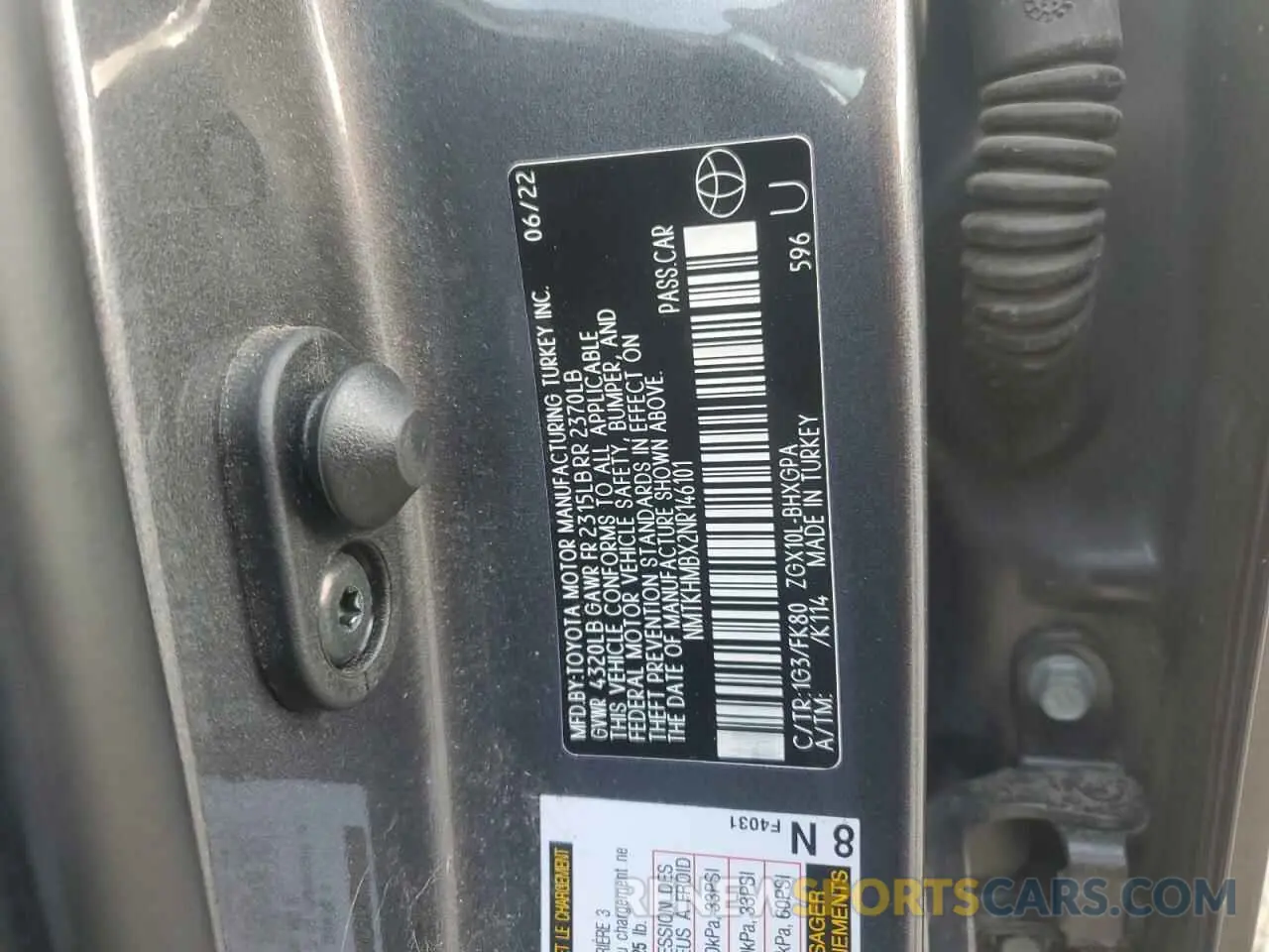 13 Фотография поврежденного автомобиля NMTKHMBX2NR146101 TOYOTA C-HR 2022