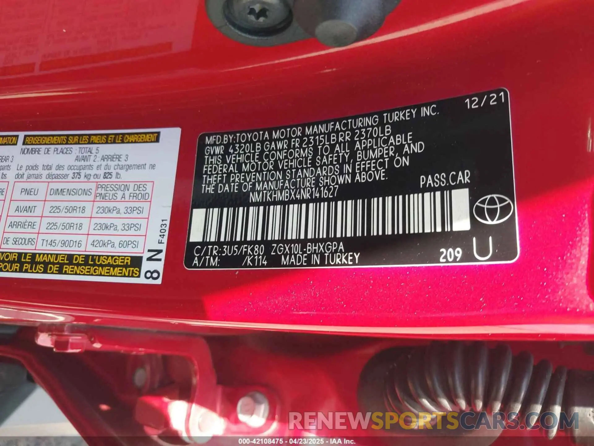 9 Photograph of a damaged car NMTKHMBX4NR141627 TOYOTA C-HR 2022