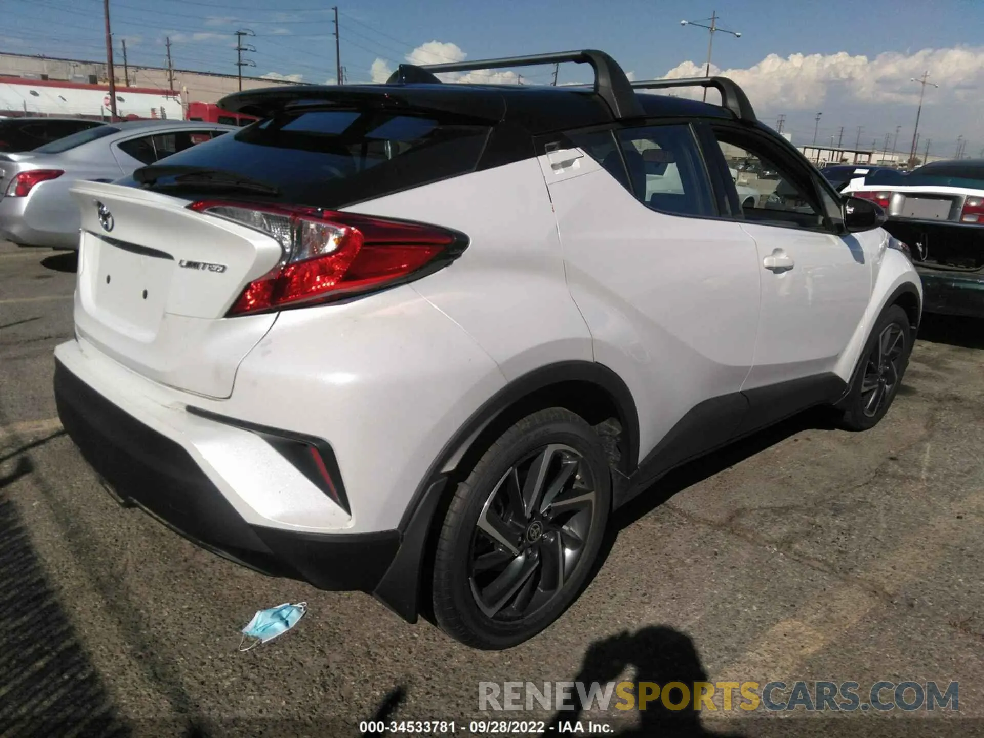 4 Photograph of a damaged car NMTKHMBX4NR145936 TOYOTA C-HR 2022