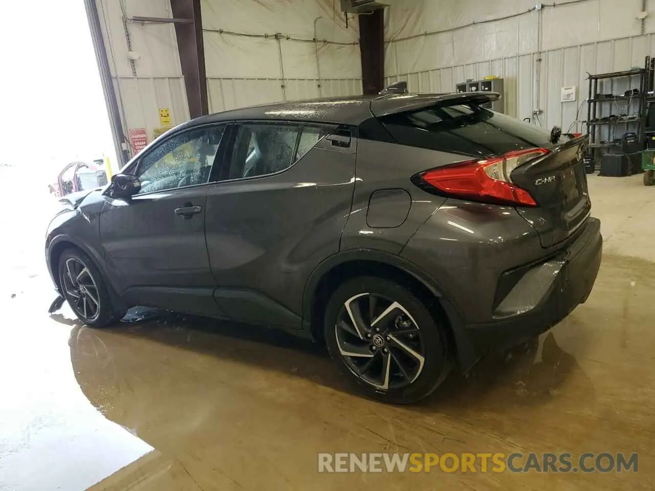 2 Photograph of a damaged car NMTKHMBX4NR146505 TOYOTA C-HR 2022