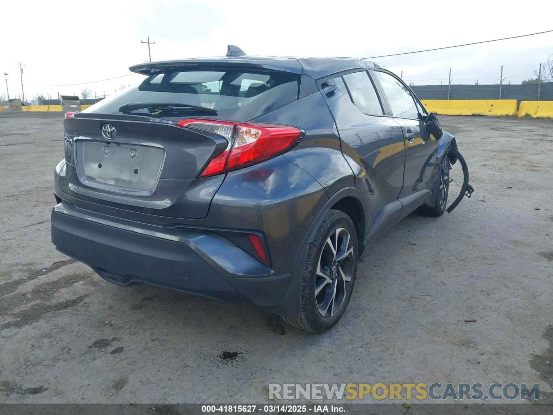 4 Фотография поврежденного автомобиля NMTKHMBX6NR147770 TOYOTA C-HR 2022