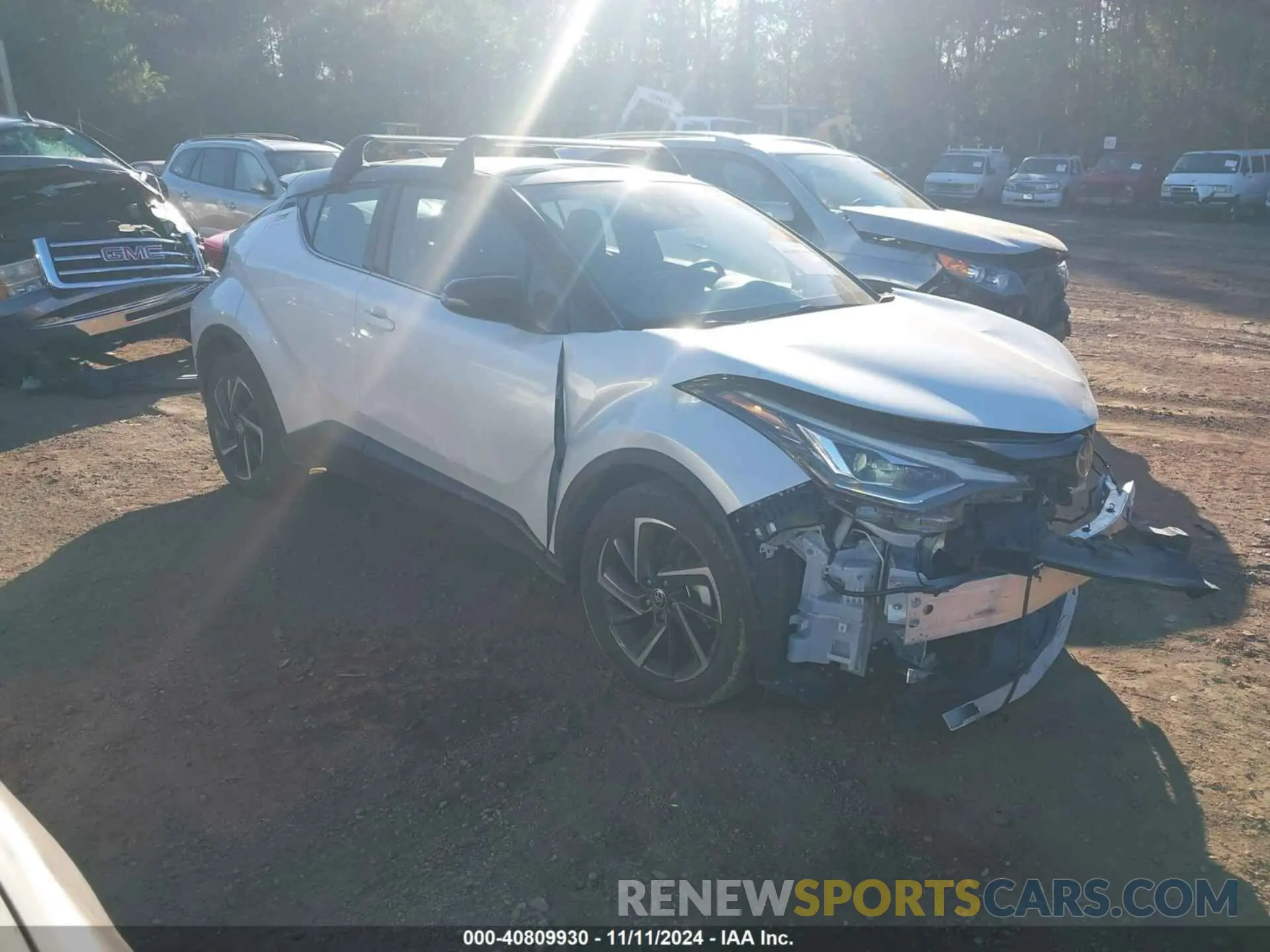 1 Фотография поврежденного автомобиля NMTKHMBX7NR146336 TOYOTA C-HR 2022