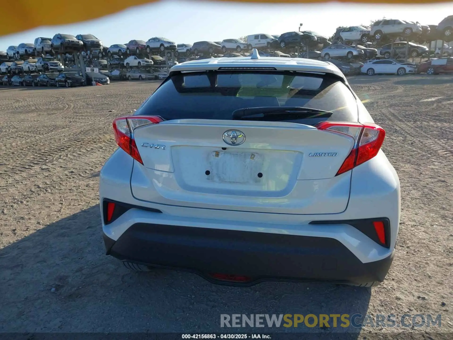 16 Photograph of a damaged car NMTKHMBX8NR145518 TOYOTA C-HR 2022