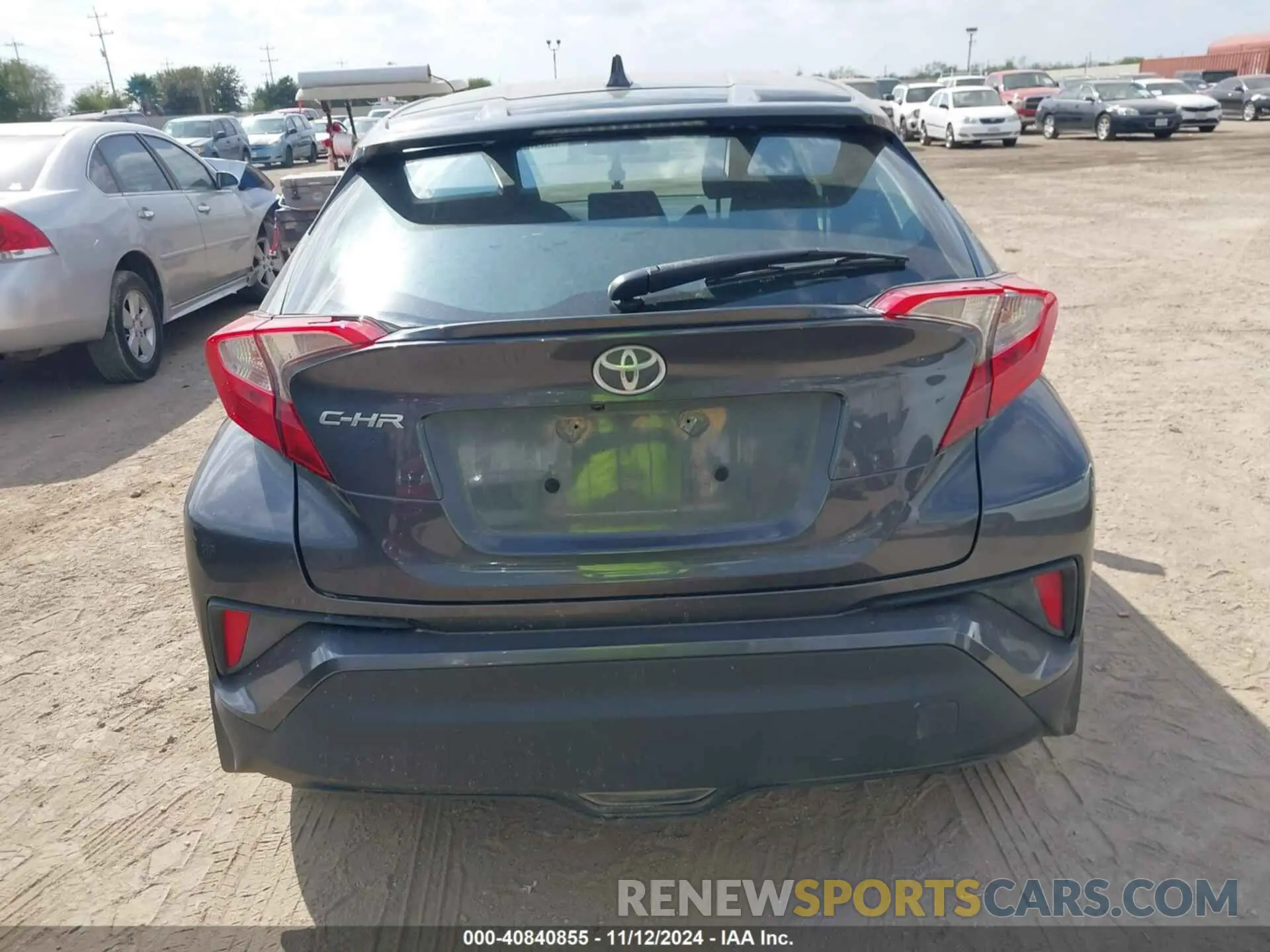 16 Photograph of a damaged car NMTKHMBX8NR146698 TOYOTA C-HR 2022