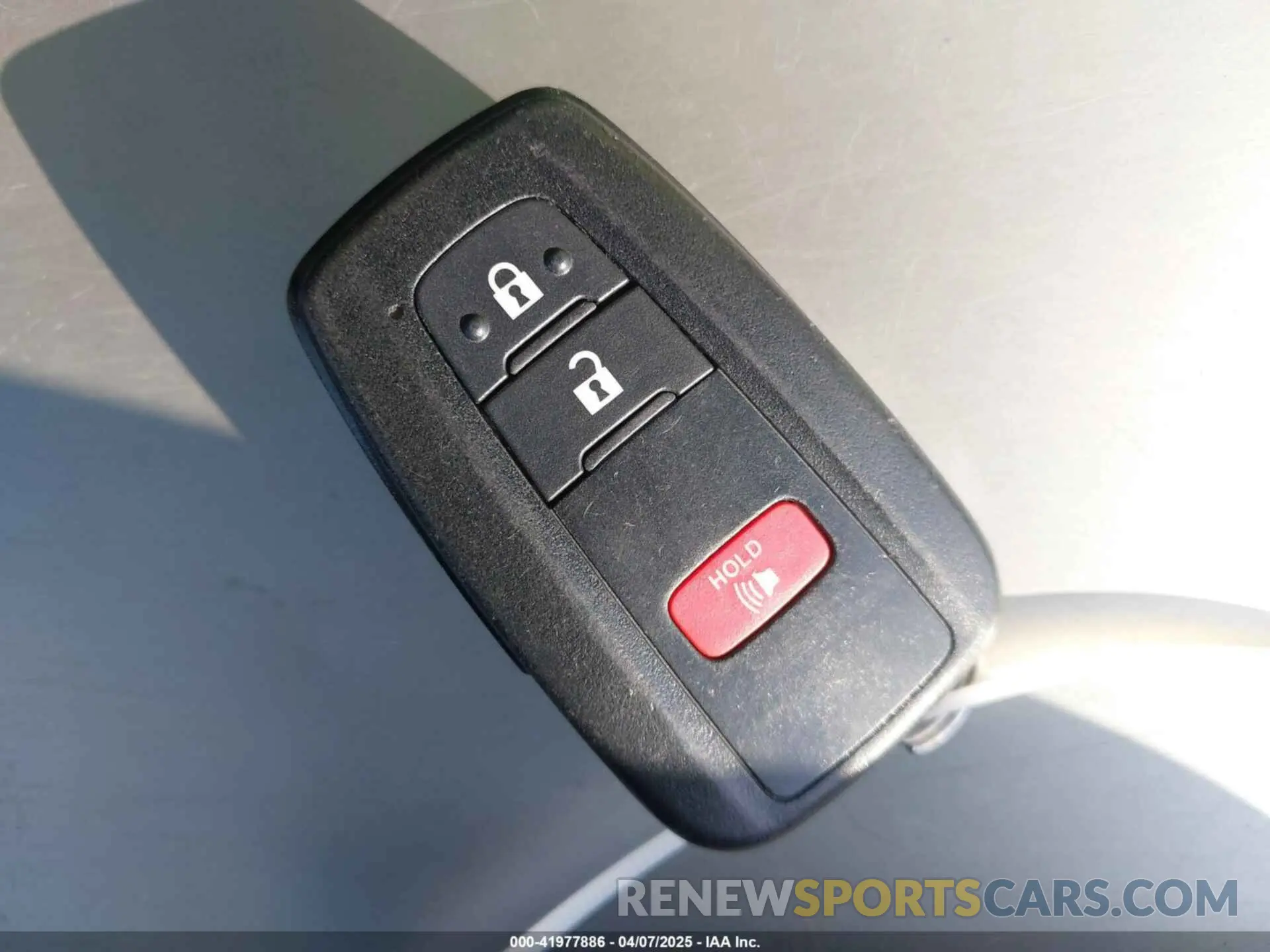 11 Photograph of a damaged car NMTKHMBX9NR141686 TOYOTA C-HR 2022