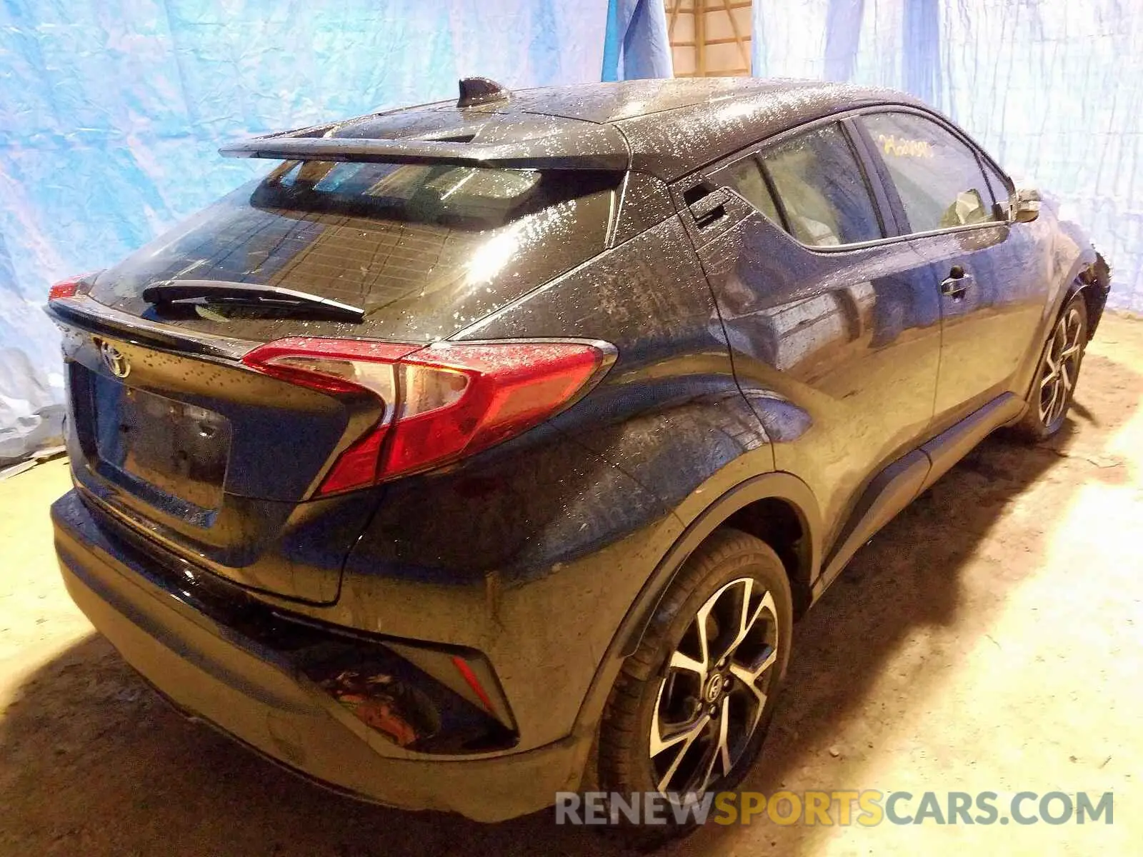 4 Photograph of a damaged car JTNKHMBX7K1032780 TOYOTA C-HR XLE 2019