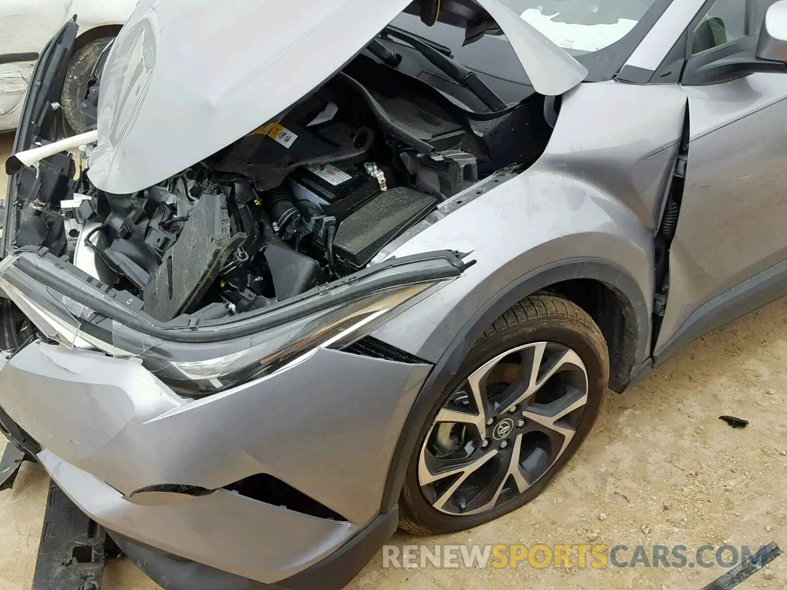 9 Photograph of a damaged car JTNKHMBX8K1027703 TOYOTA C-HR XLE 2019