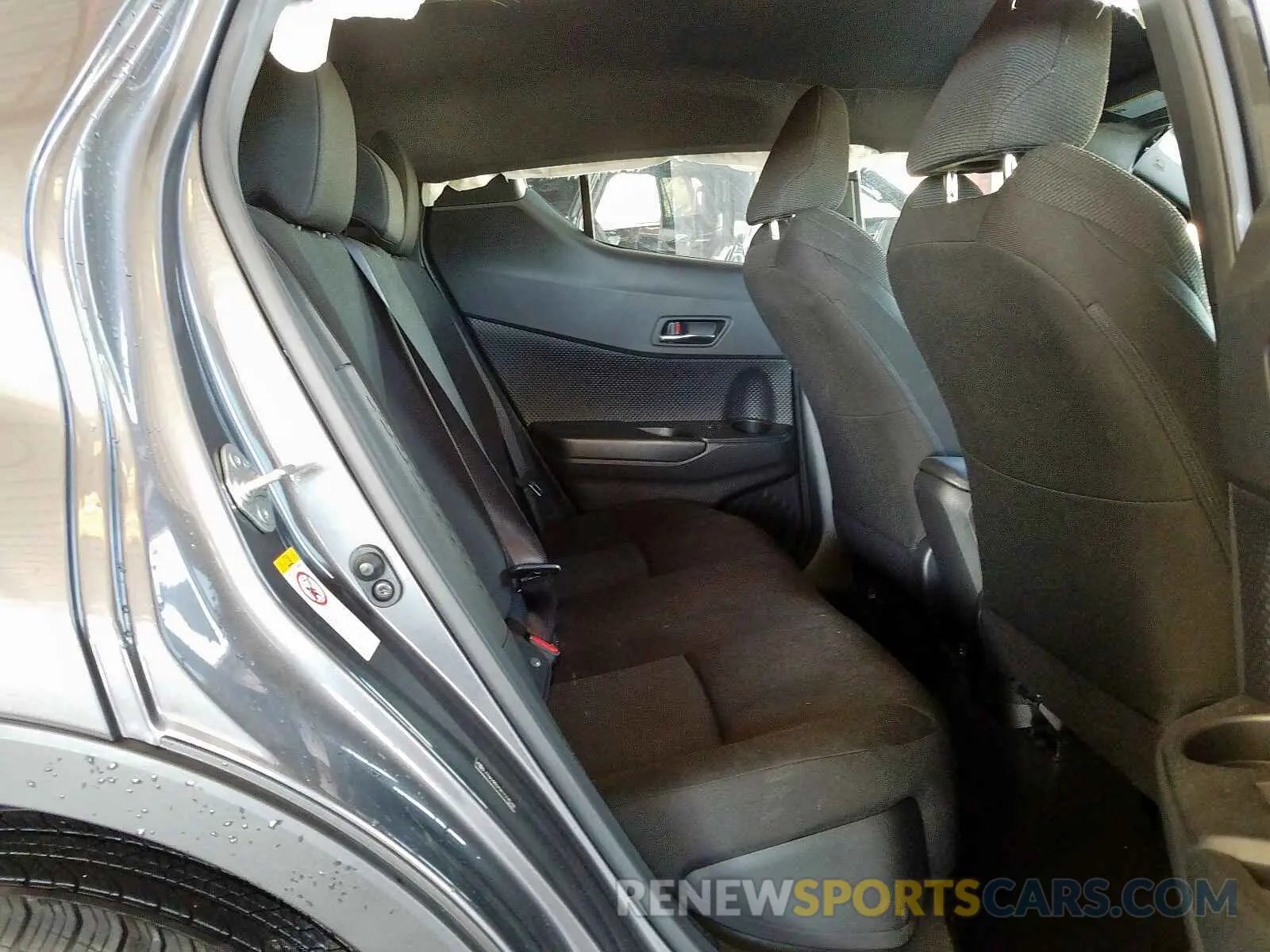 6 Photograph of a damaged car JTNKHMBX9K1018248 TOYOTA C-HR XLE 2019