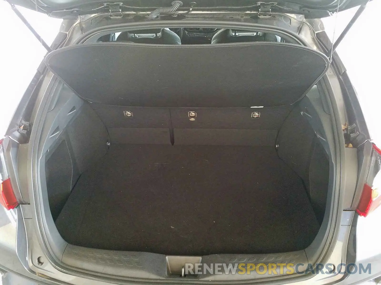 9 Photograph of a damaged car JTNKHMBX9K1018248 TOYOTA C-HR XLE 2019