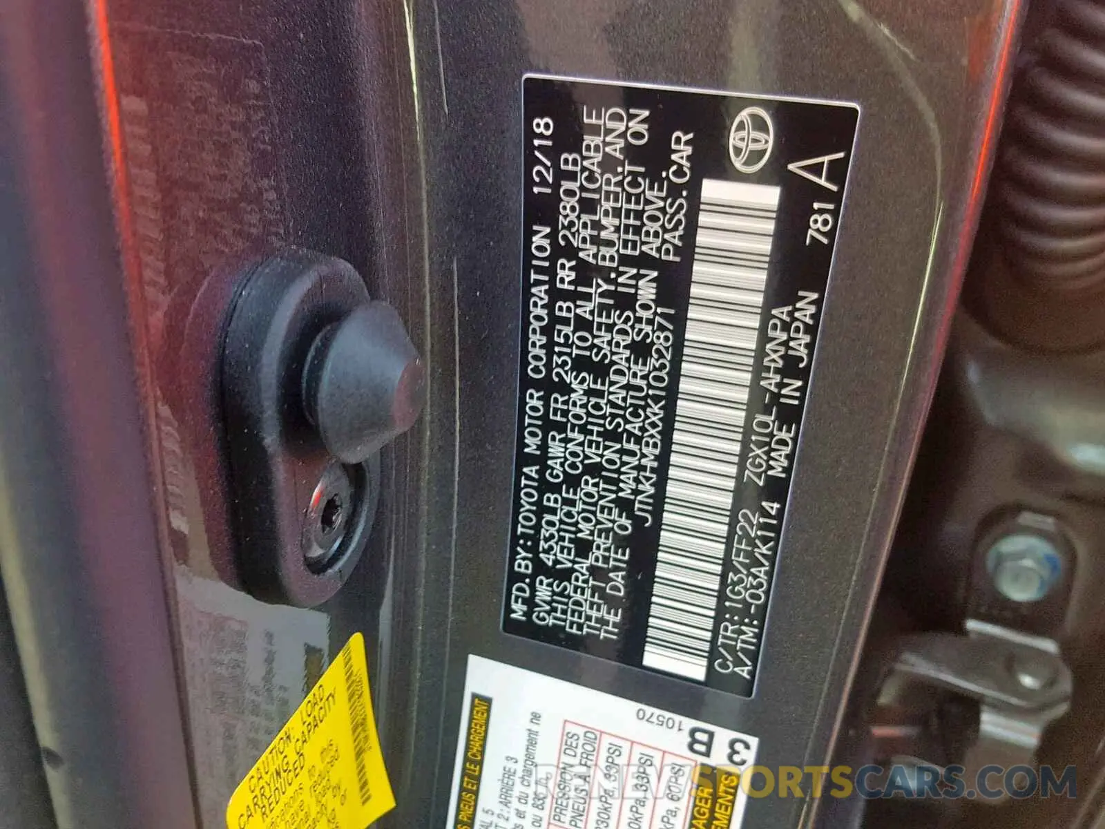 10 Photograph of a damaged car JTNKHMBXXK1032871 TOYOTA C-HR XLE 2019