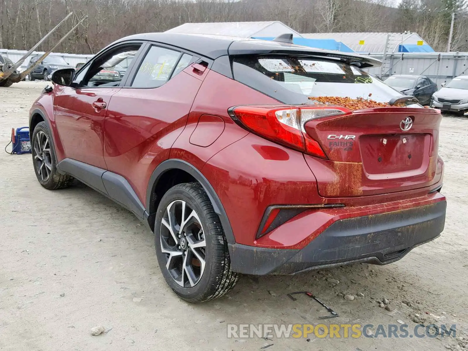 3 Photograph of a damaged car NMTKHMBX0KR070079 TOYOTA C-HR XLE 2019