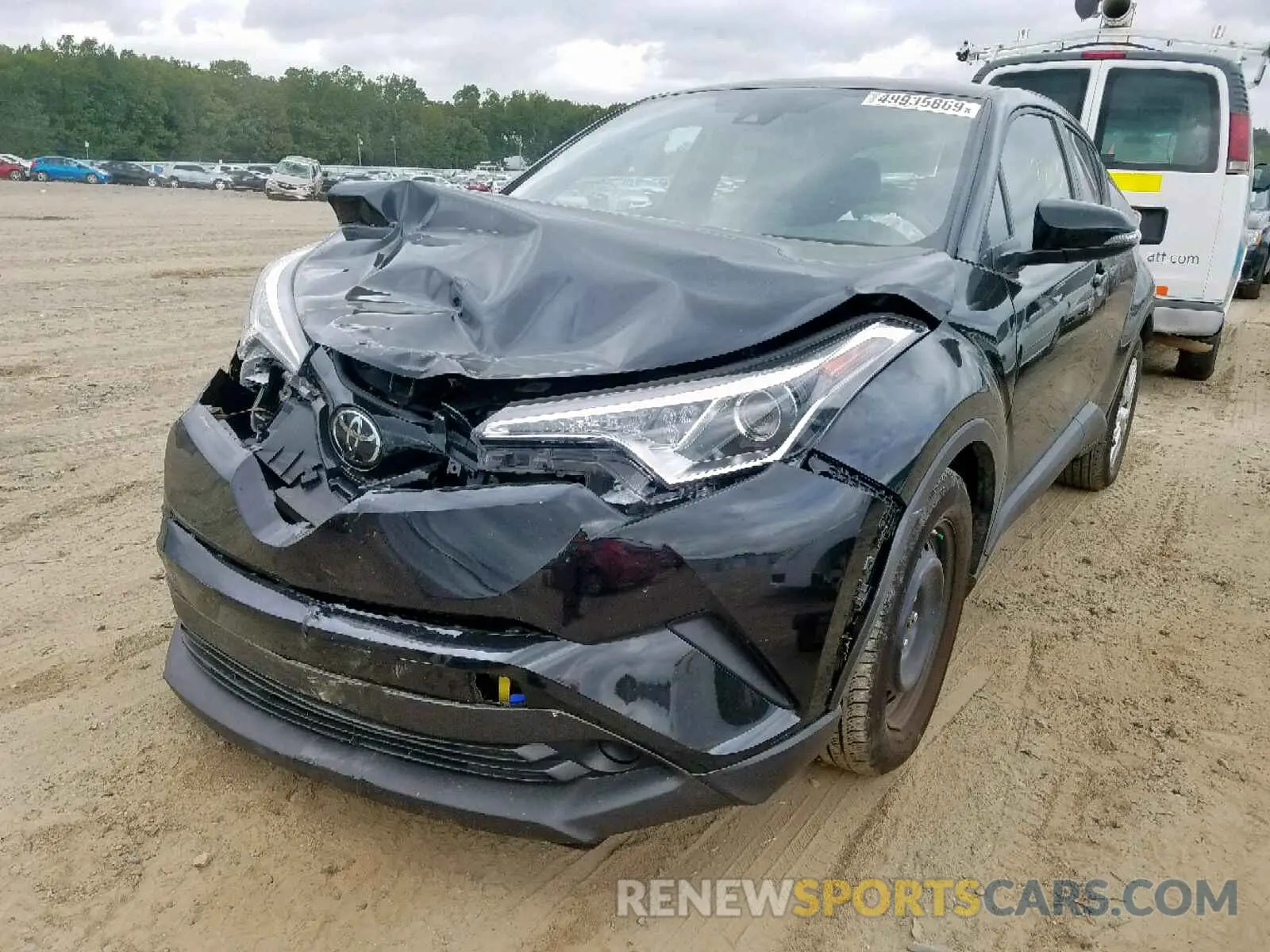 2 Photograph of a damaged car NMTKHMBX0KR079381 TOYOTA C-HR XLE 2019