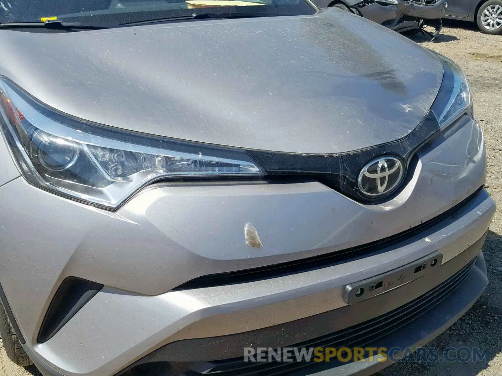9 Photograph of a damaged car NMTKHMBX3KR080136 TOYOTA C-HR XLE 2019
