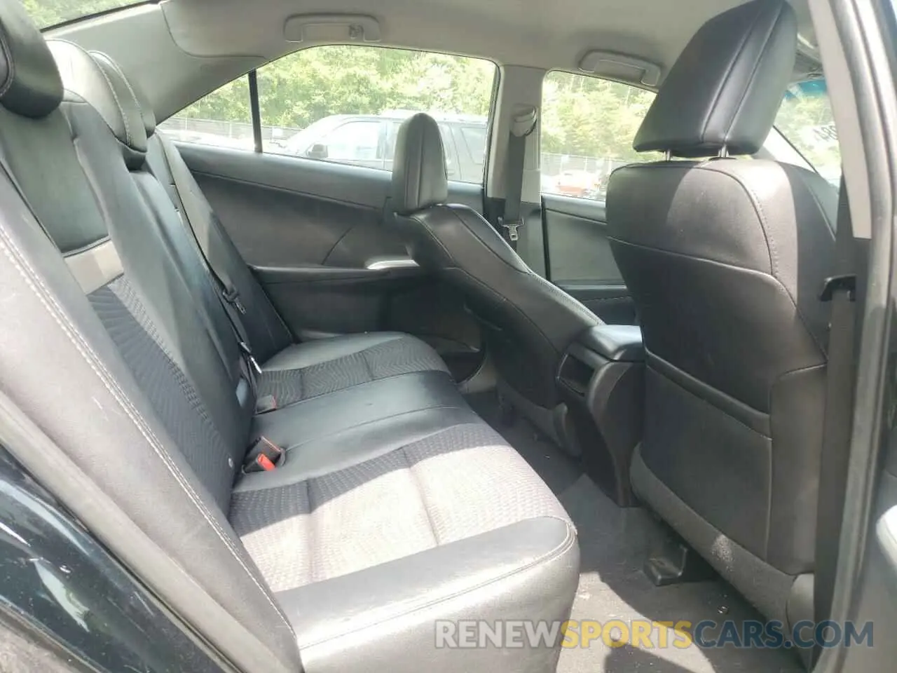10 Photograph of a damaged car 4T1BF1FK1EU386672 TOYOTA CAMRY 2014