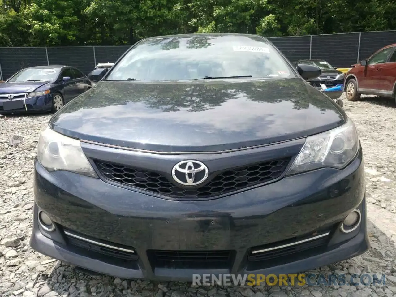 5 Photograph of a damaged car 4T1BF1FK1EU386672 TOYOTA CAMRY 2014