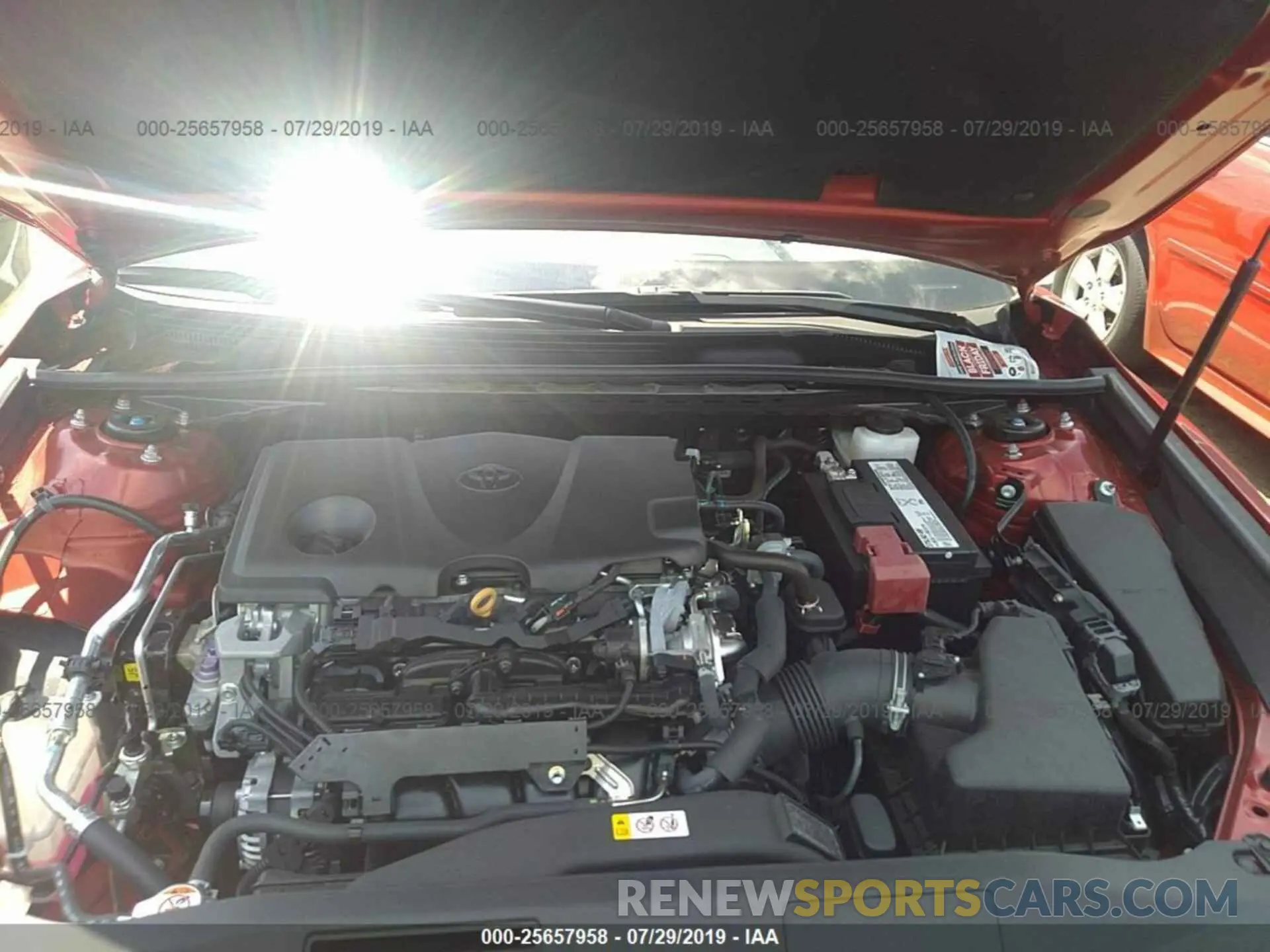 10 Photograph of a damaged car 4T1B11HK0KU162882 TOYOTA CAMRY 2019