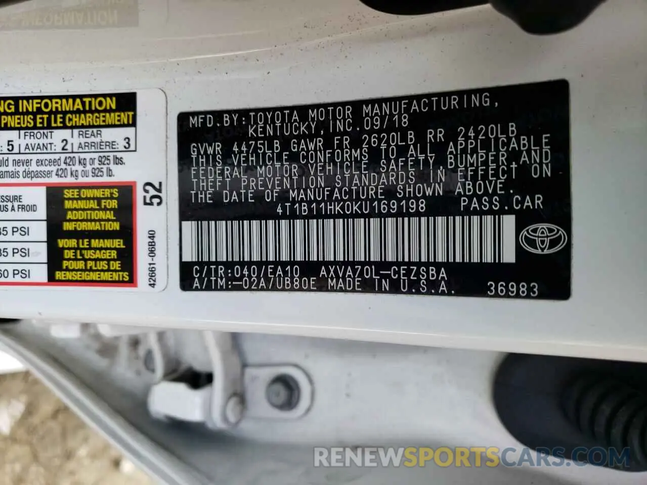 10 Photograph of a damaged car 4T1B11HK0KU169198 TOYOTA CAMRY 2019