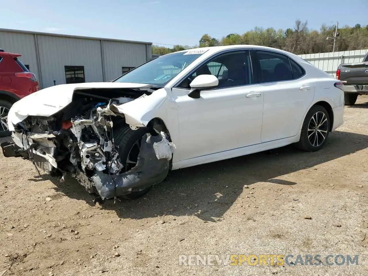 1 Фотография поврежденного автомобиля 4T1B11HK0KU173428 TOYOTA CAMRY 2019