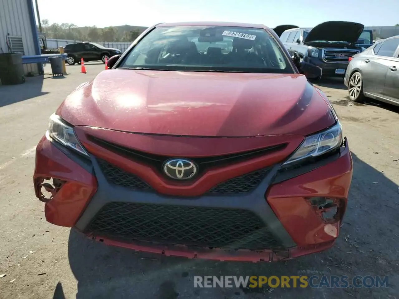5 Photograph of a damaged car 4T1B11HK0KU175292 TOYOTA CAMRY 2019