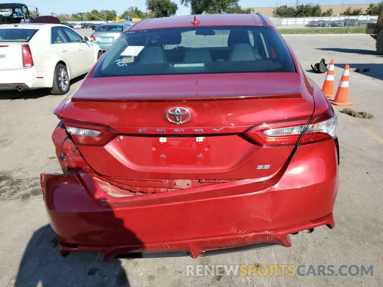 6 Photograph of a damaged car 4T1B11HK0KU175292 TOYOTA CAMRY 2019