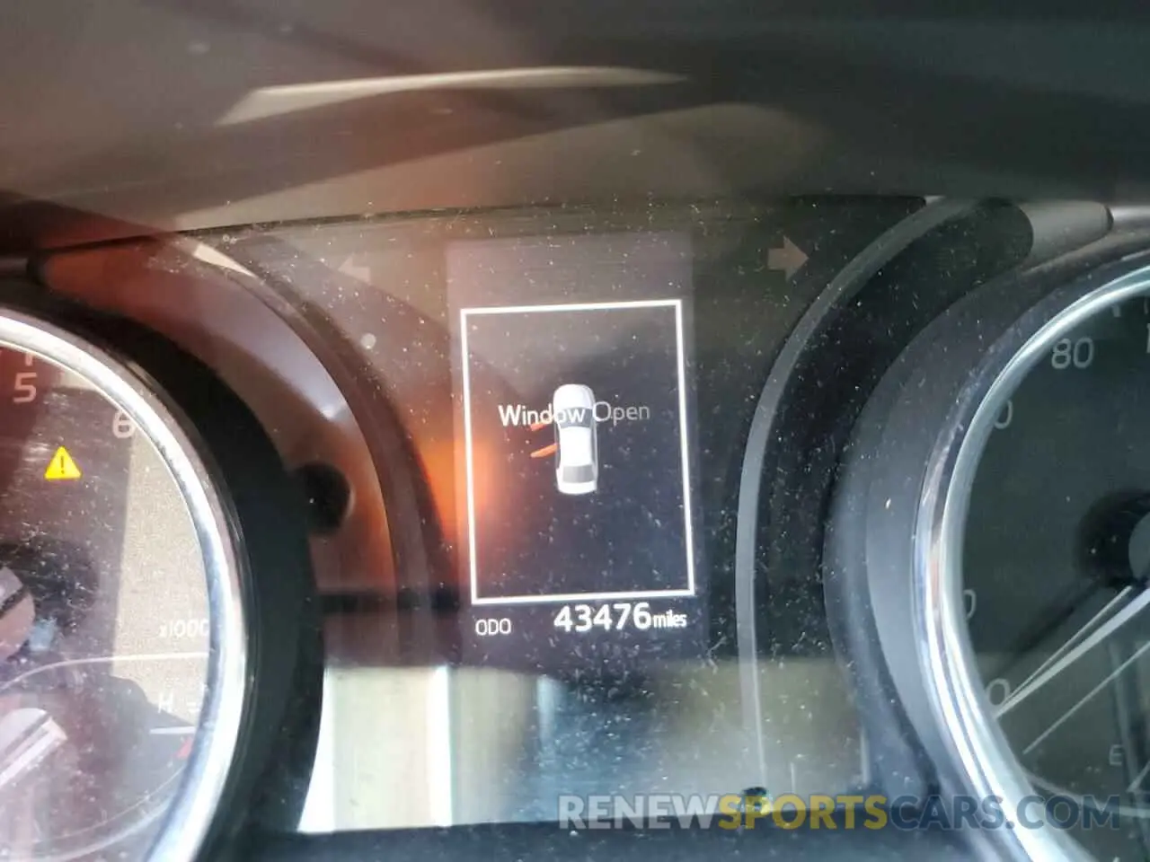 9 Photograph of a damaged car 4T1B11HK0KU175292 TOYOTA CAMRY 2019