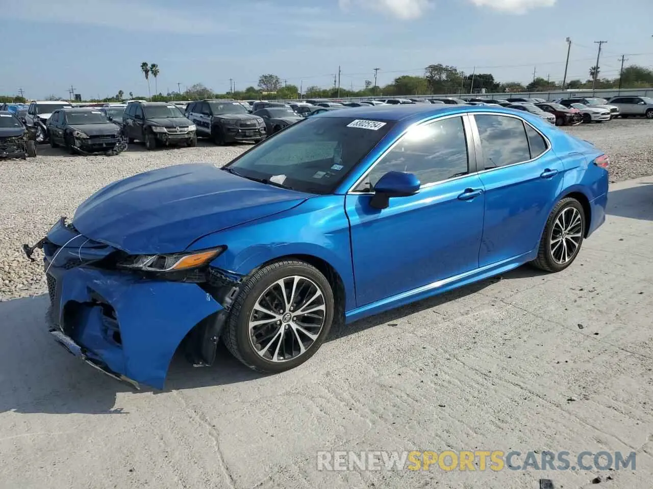 1 Photograph of a damaged car 4T1B11HK0KU175695 TOYOTA CAMRY 2019