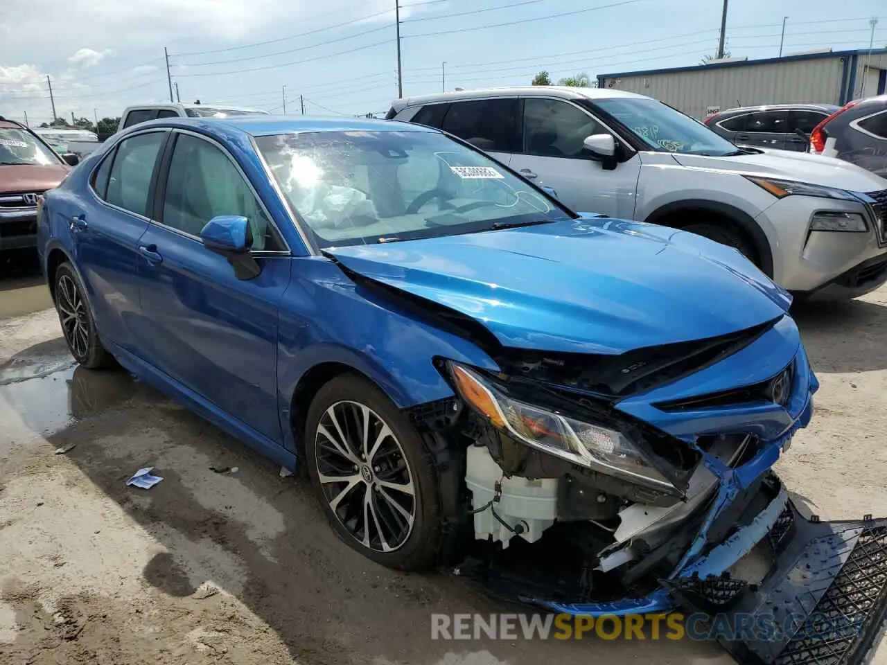 1 Photograph of a damaged car 4T1B11HK0KU177365 TOYOTA CAMRY 2019