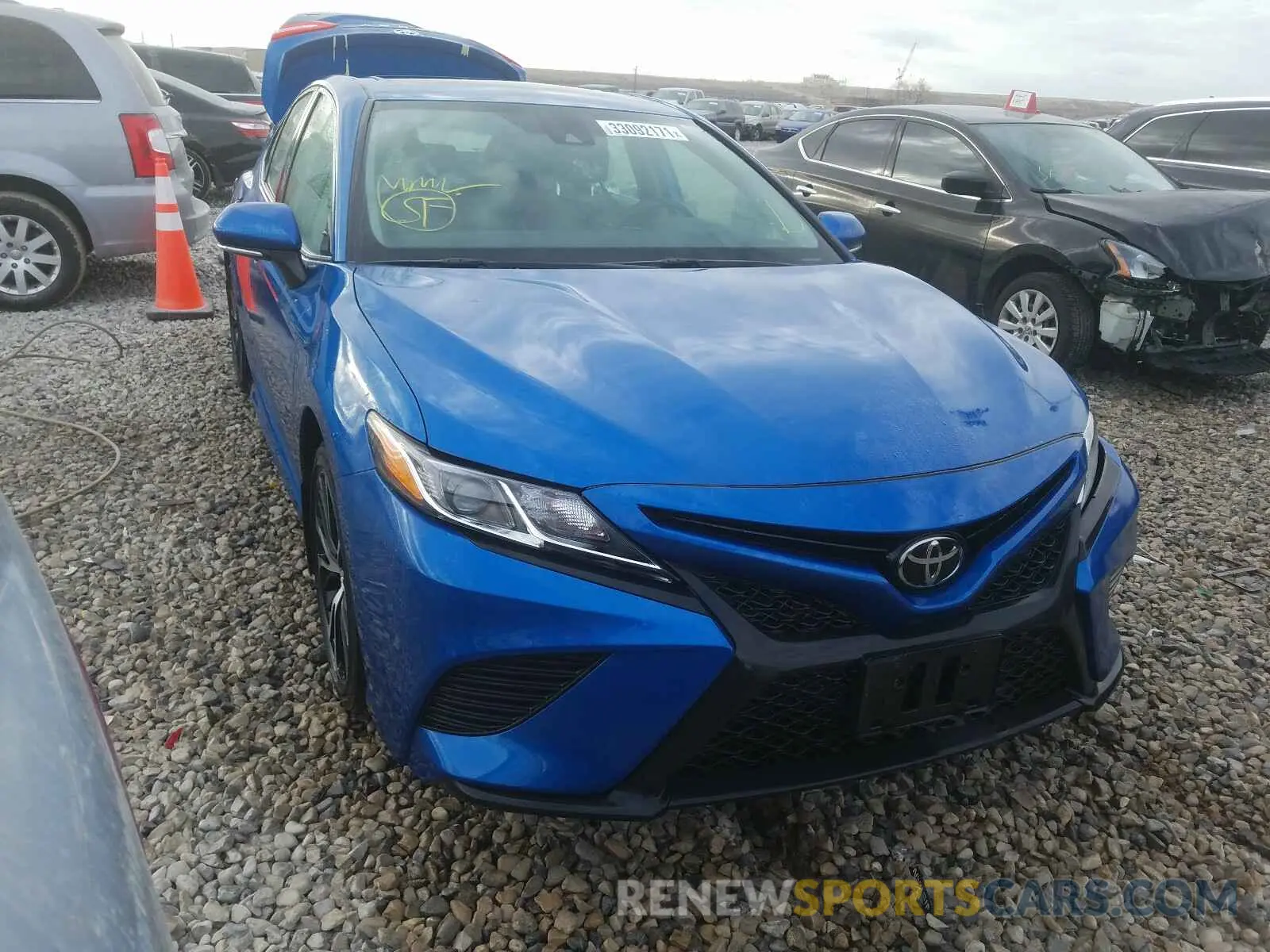 1 Photograph of a damaged car 4T1B11HK0KU178662 TOYOTA CAMRY 2019
