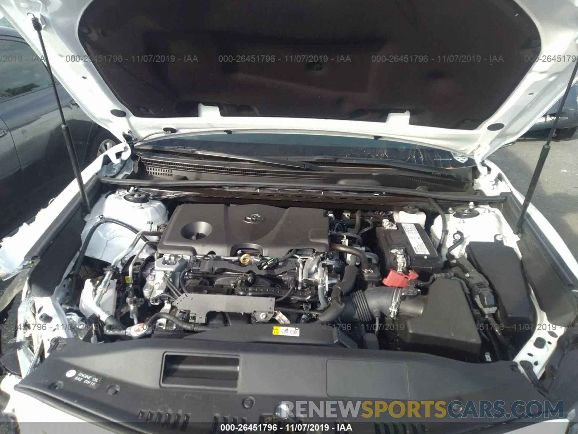 10 Photograph of a damaged car 4T1B11HK0KU180458 TOYOTA CAMRY 2019