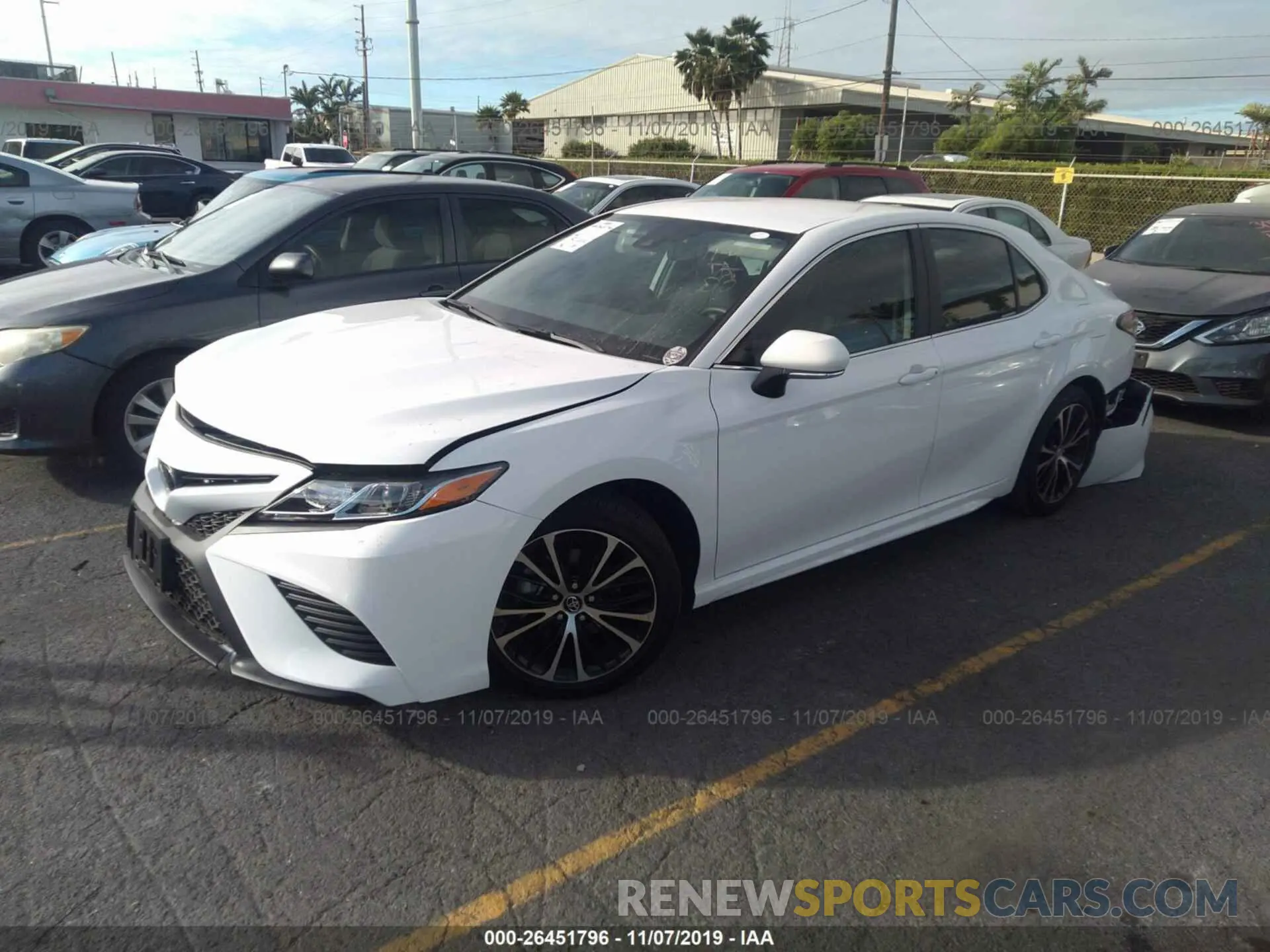 2 Photograph of a damaged car 4T1B11HK0KU180458 TOYOTA CAMRY 2019