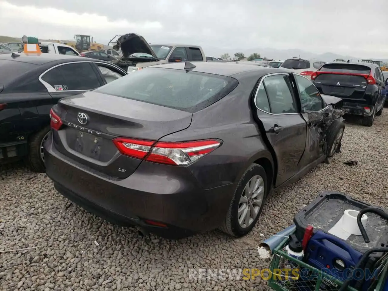 4 Photograph of a damaged car 4T1B11HK0KU194800 TOYOTA CAMRY 2019