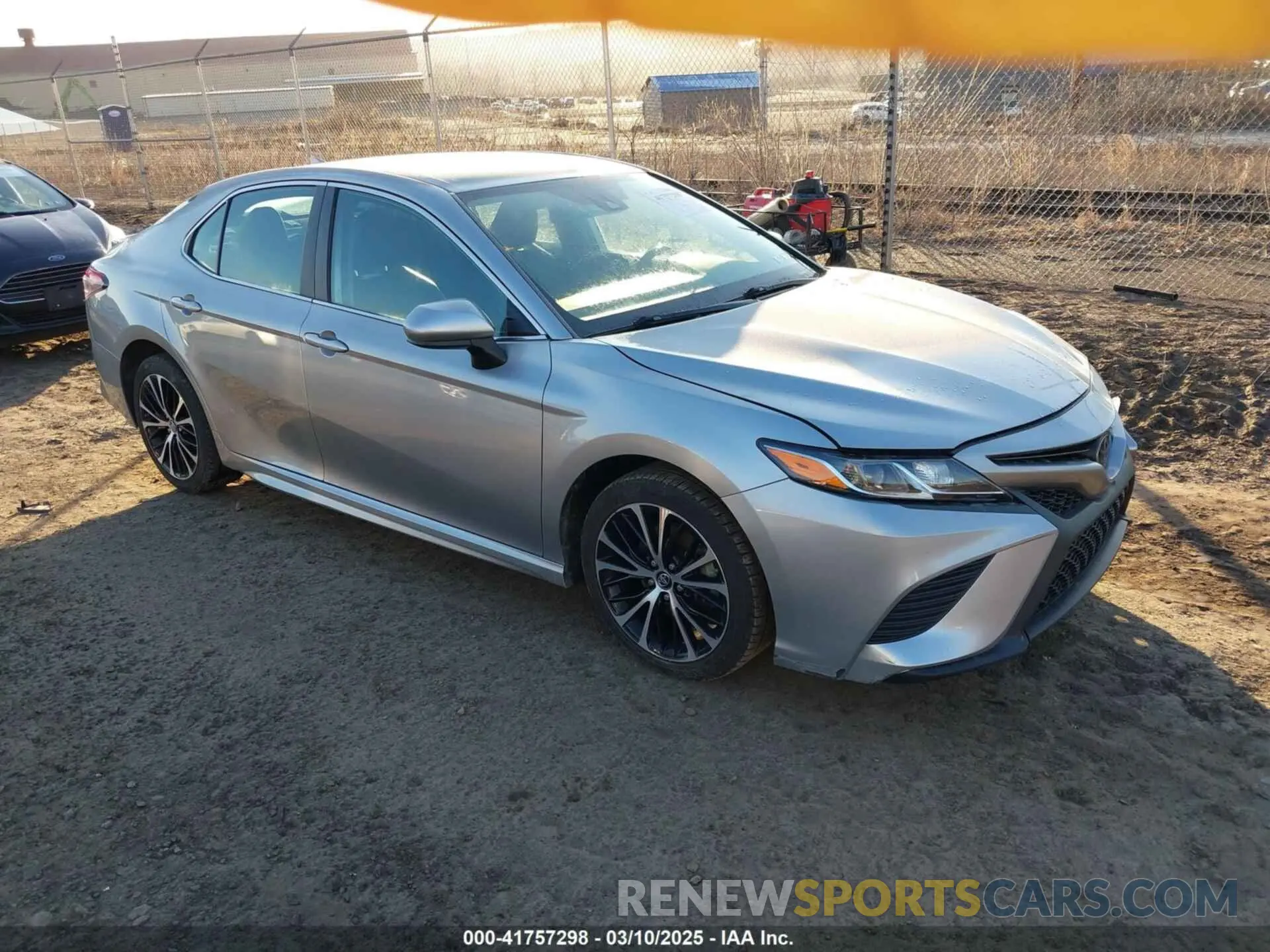 1 Фотография поврежденного автомобиля 4T1B11HK0KU198765 TOYOTA CAMRY 2019
