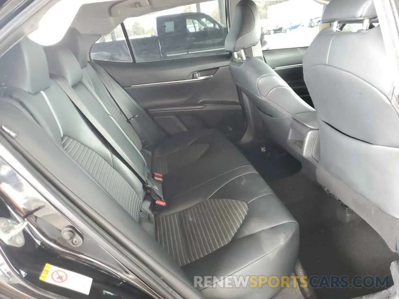 10 Фотография поврежденного автомобиля 4T1B11HK0KU199902 TOYOTA CAMRY 2019
