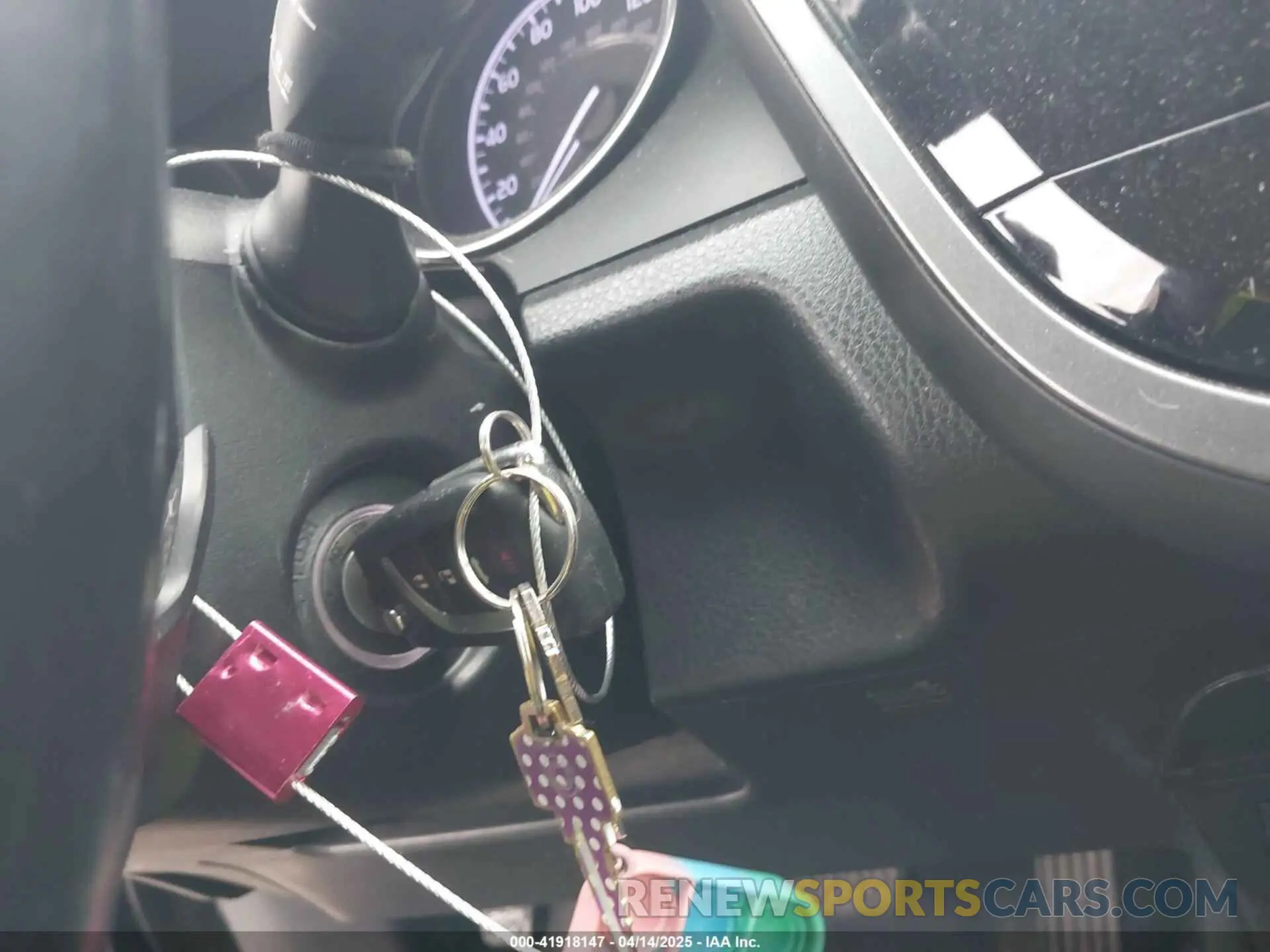 11 Фотография поврежденного автомобиля 4T1B11HK0KU201034 TOYOTA CAMRY 2019
