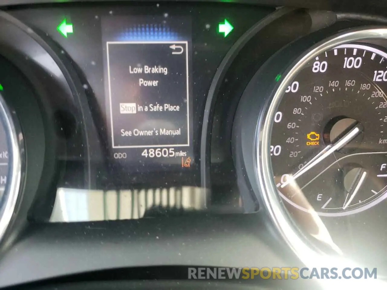 8 Photograph of a damaged car 4T1B11HK0KU212373 TOYOTA CAMRY 2019