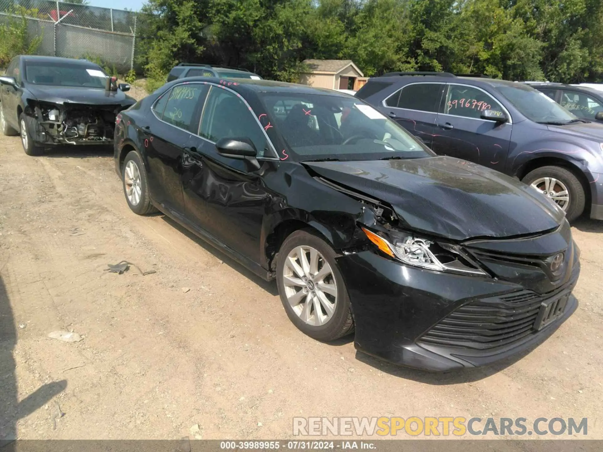 1 Фотография поврежденного автомобиля 4T1B11HK0KU215399 TOYOTA CAMRY 2019