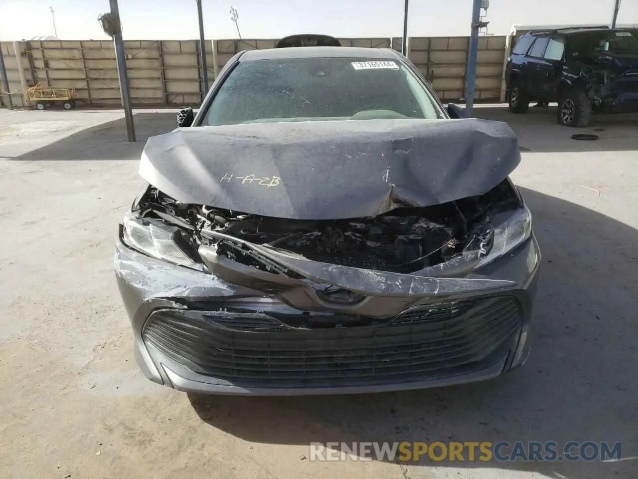 5 Photograph of a damaged car 4T1B11HK0KU216892 TOYOTA CAMRY 2019