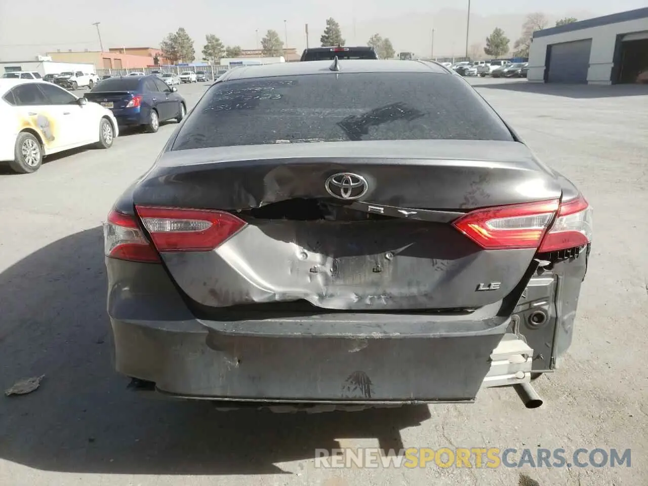 6 Photograph of a damaged car 4T1B11HK0KU216892 TOYOTA CAMRY 2019