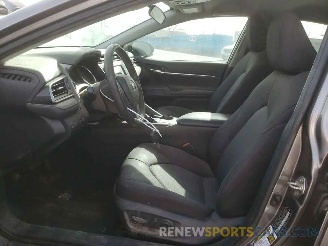 7 Photograph of a damaged car 4T1B11HK0KU216892 TOYOTA CAMRY 2019