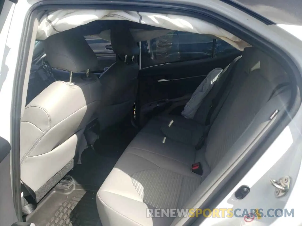 6 Фотография поврежденного автомобиля 4T1B11HK0KU218805 TOYOTA CAMRY 2019