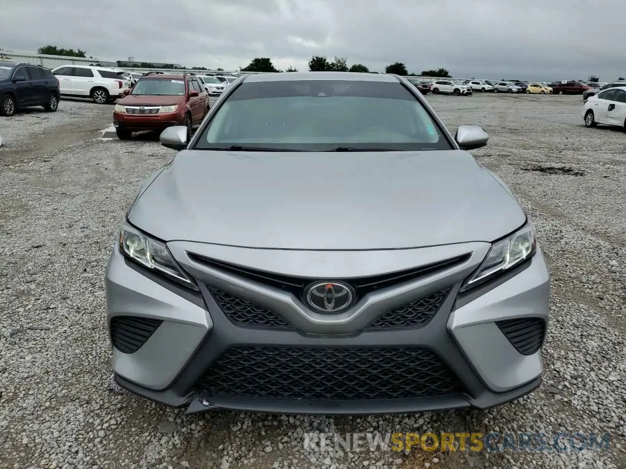 5 Photograph of a damaged car 4T1B11HK0KU220876 TOYOTA CAMRY 2019