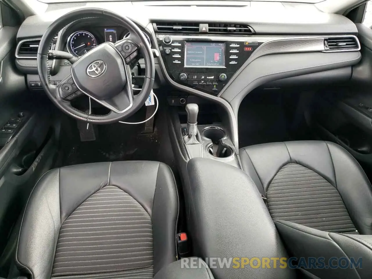 8 Photograph of a damaged car 4T1B11HK0KU230839 TOYOTA CAMRY 2019