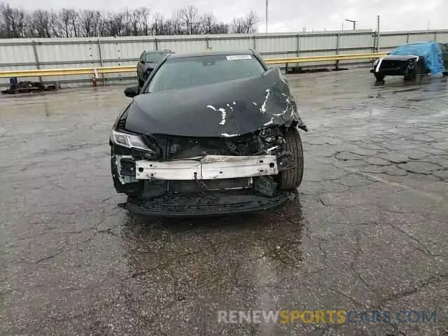 10 Photograph of a damaged car 4T1B11HK0KU237080 TOYOTA CAMRY 2019