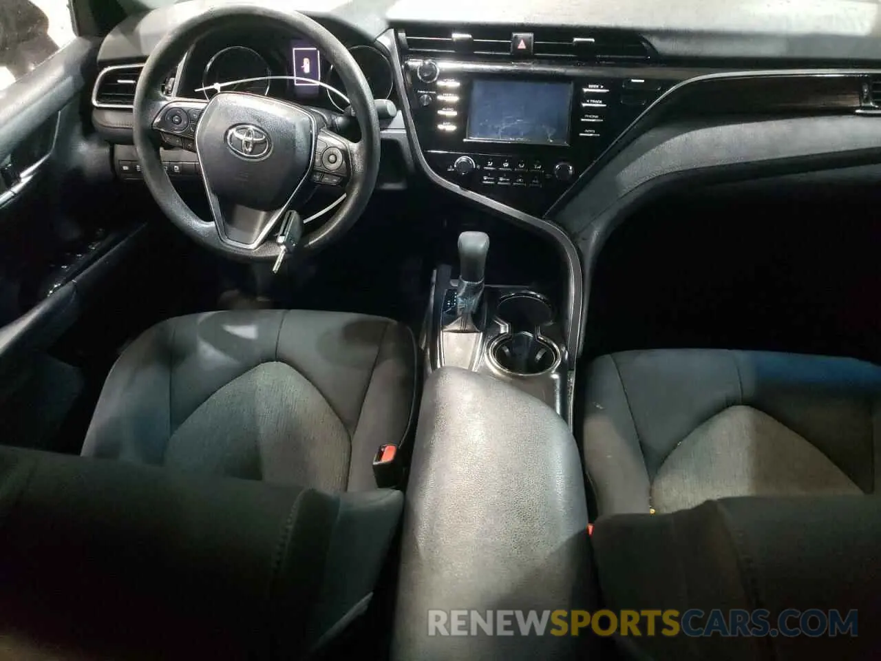 8 Photograph of a damaged car 4T1B11HK0KU237080 TOYOTA CAMRY 2019